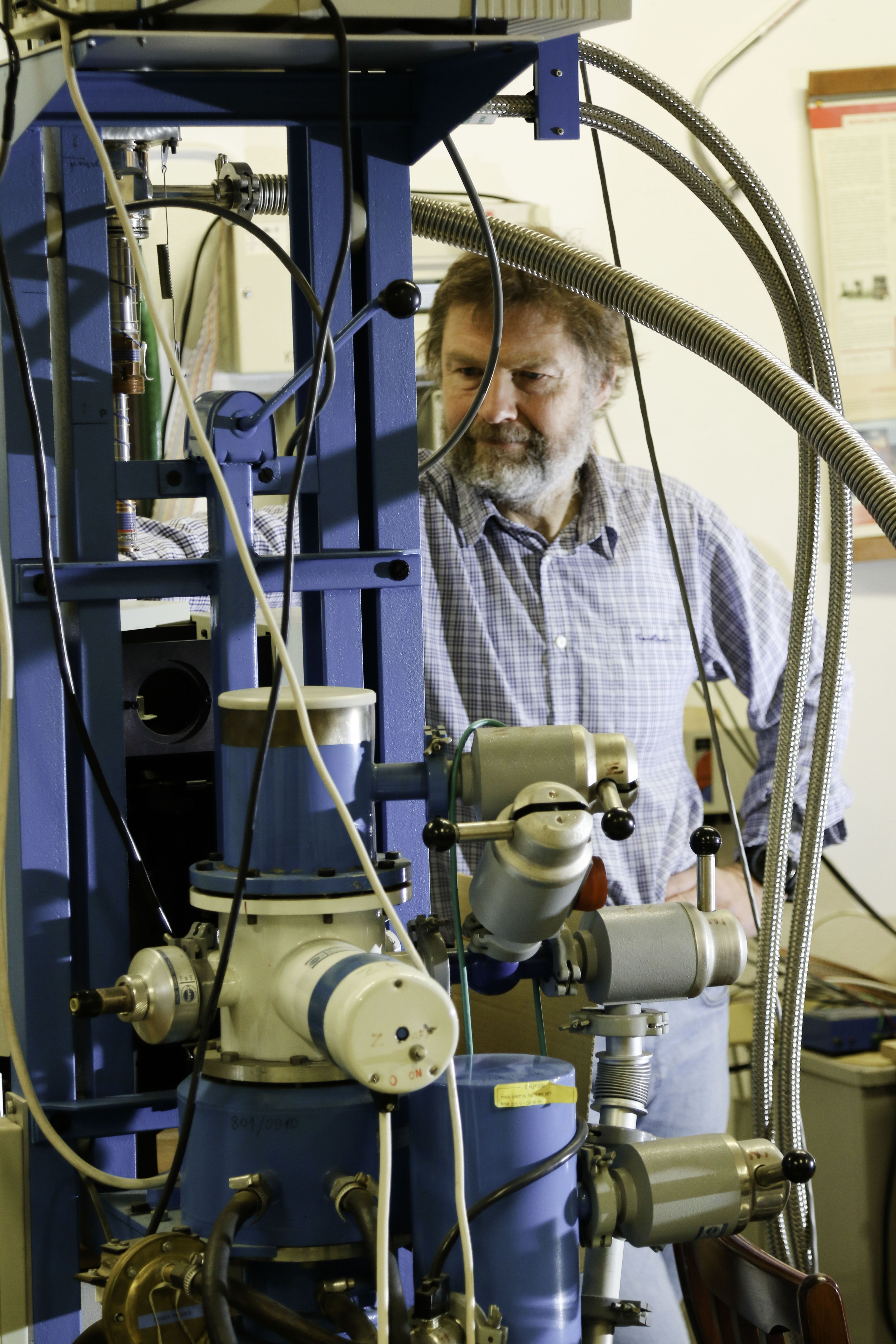 Jobin-Yvon Ramanor U-1000 Raman spectrometer